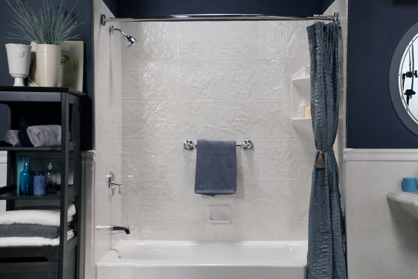 Beautiful white bath system by Bath Planet of Metro NY